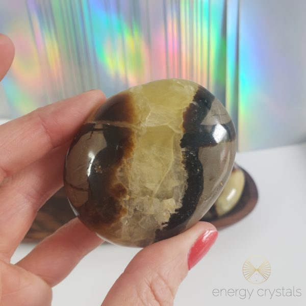 Energy Crystals Septarian Palms 4 scaled