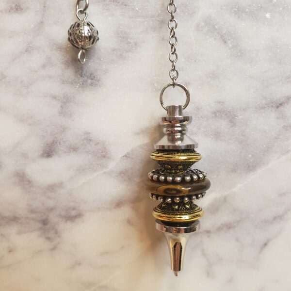tigers eye pendulum 1