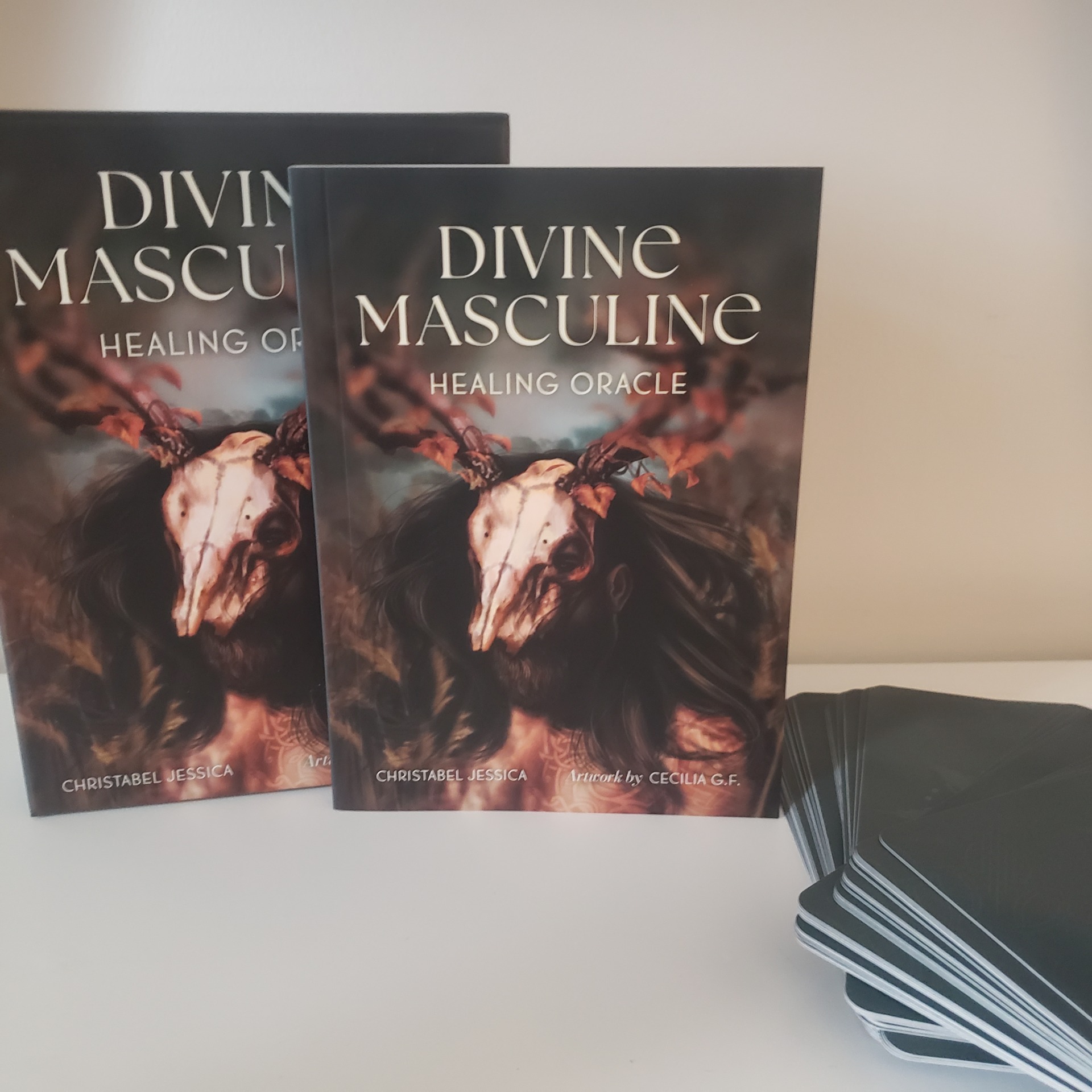 feminine myths oracle ana novaes (copy)