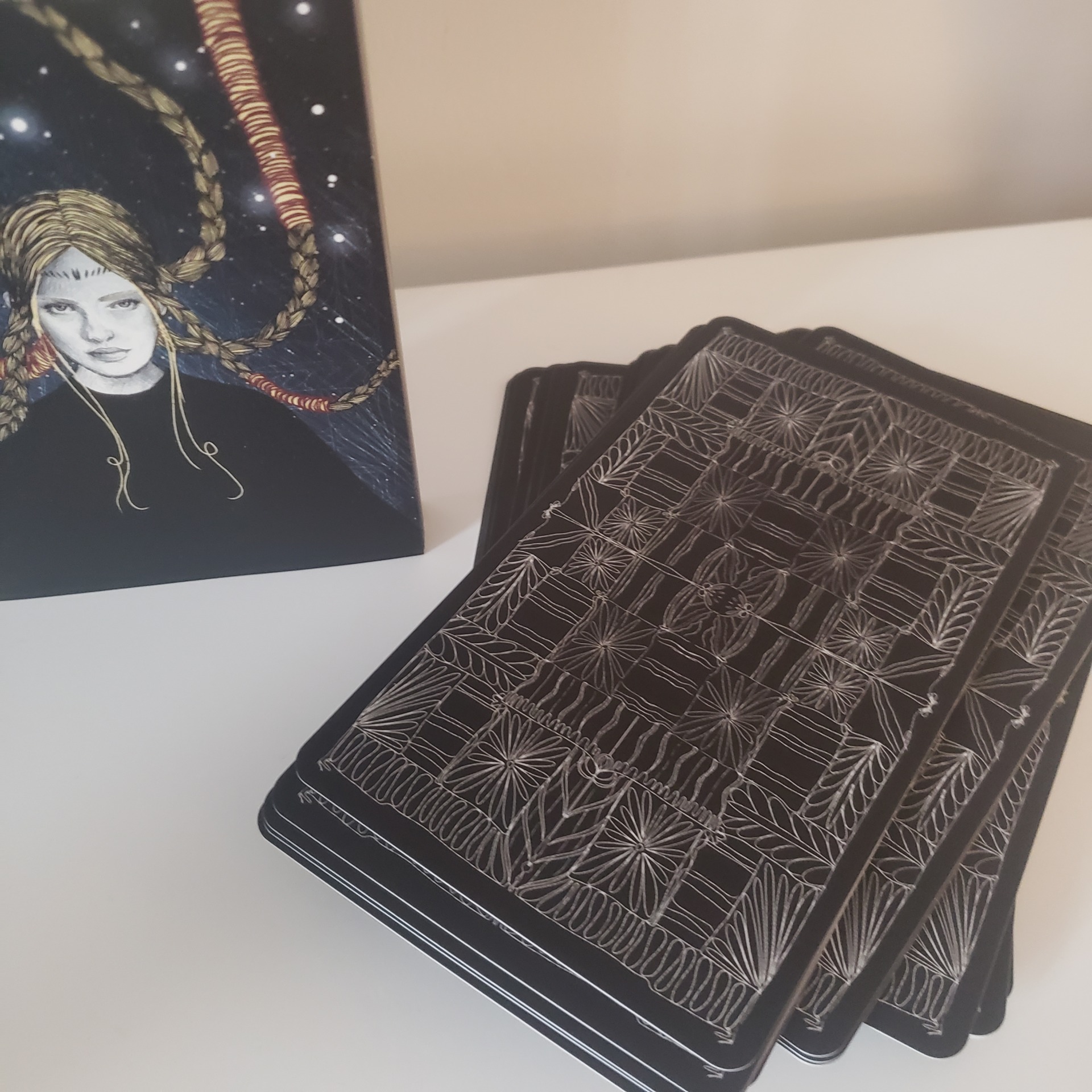 feminine myths oracle ana novaes