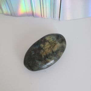 labradorite palm stone s1 (copy)