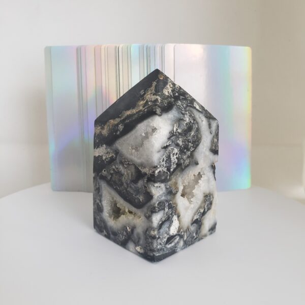 rose quartz pyramid (copy)