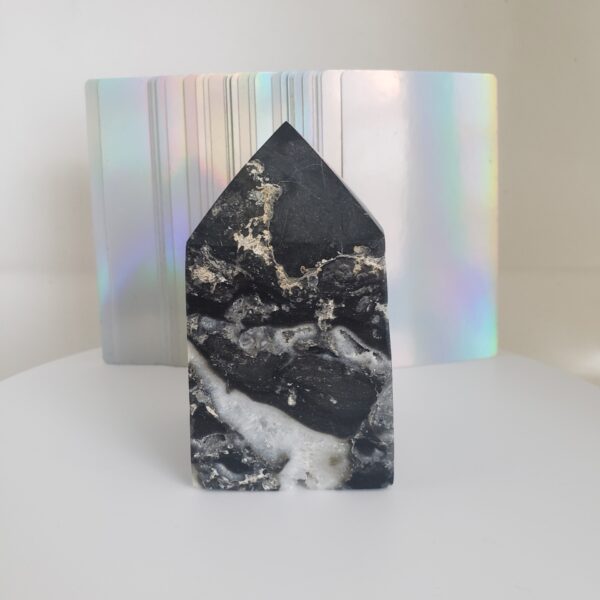 rose quartz pyramid (copy)