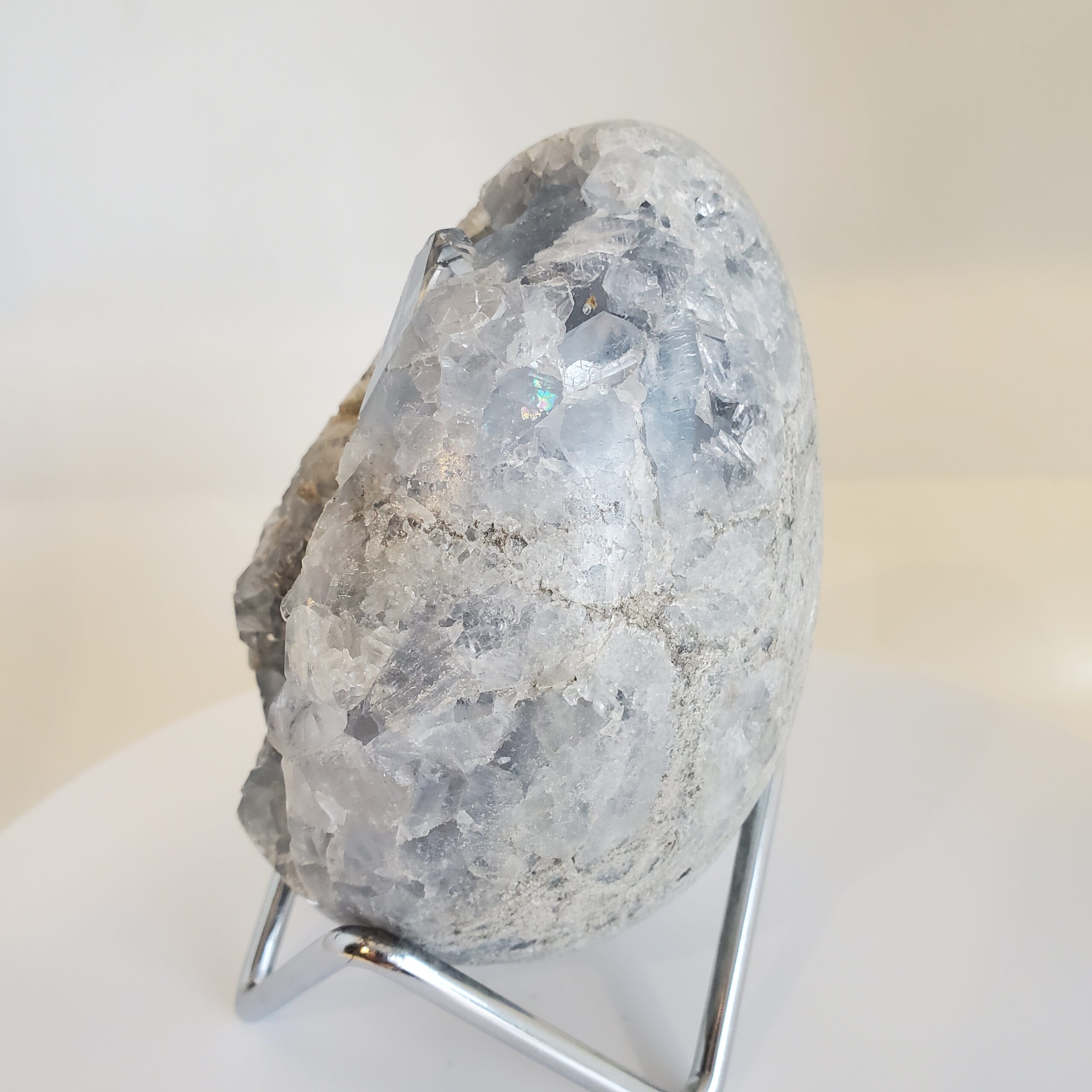 celestite egg w stand