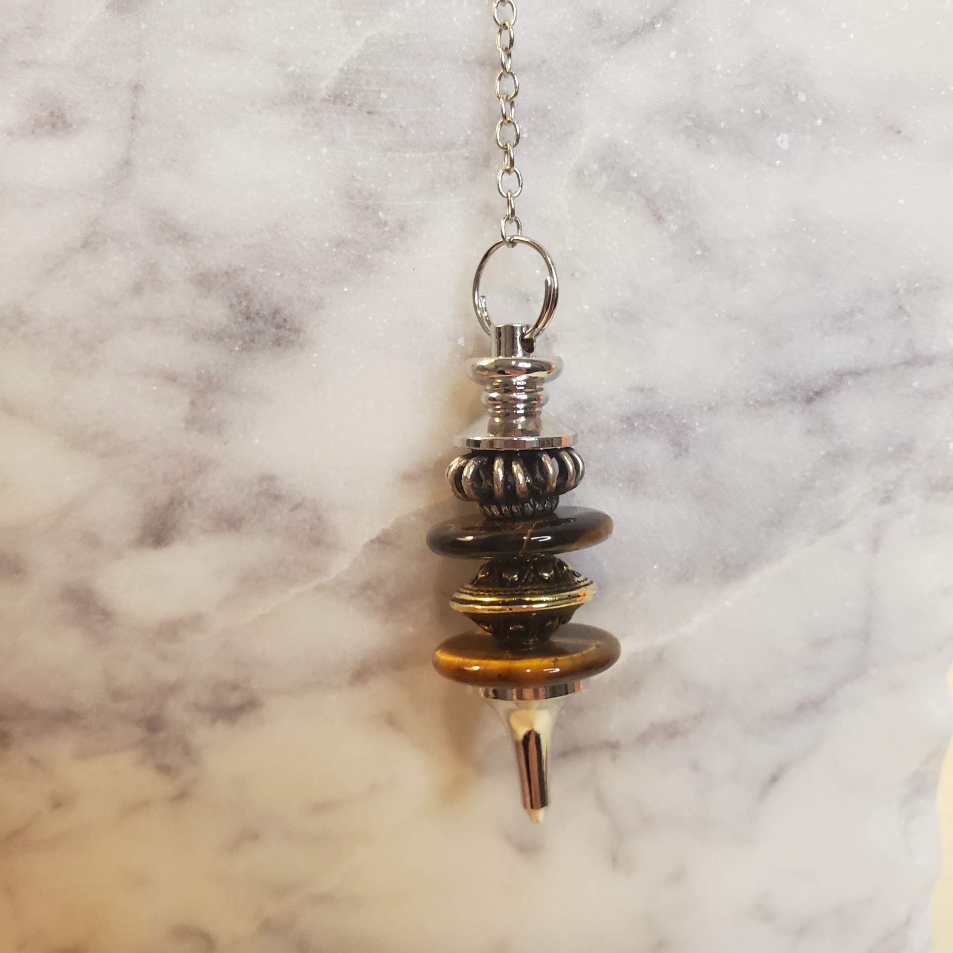tigers eye pendulum 1