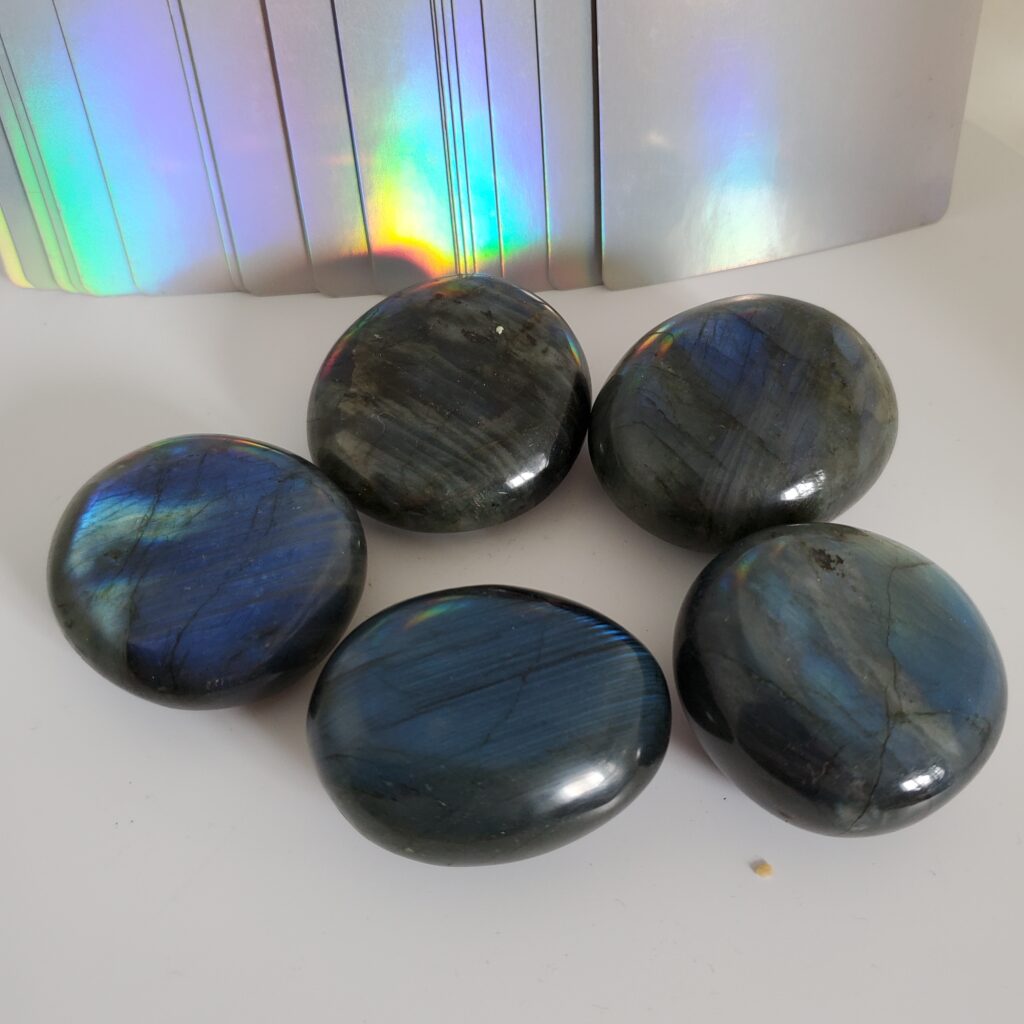 labradorite palm stone