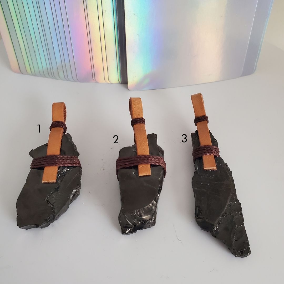 raw elite shungite pendant m